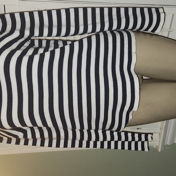 RALPH LAUREN STRIPED TURTLENECK SWEATER - Picture 3 of 8
